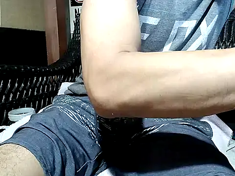 HungHawaiian808xh online show from 12.05.24