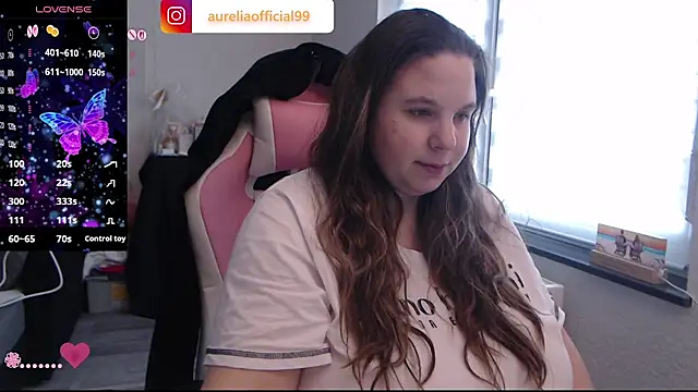 Snapshot of AureliaWinter chatting on 01.19.26 AureliaWinter online show from 01.19.26