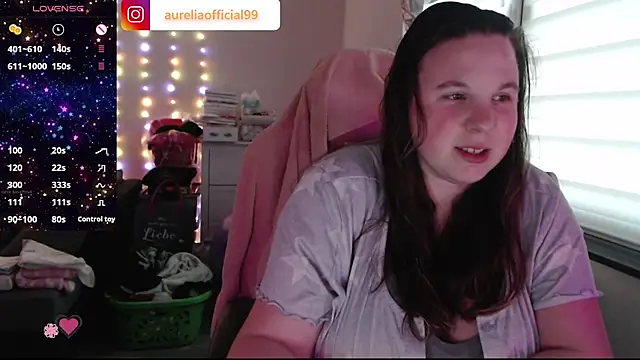 Snapshot of AureliaWinter chatting on 05.17.26 AureliaWinter online show from 05.17.26