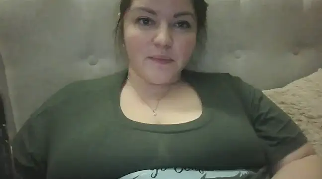 cute  cherry online show from 01.10.25