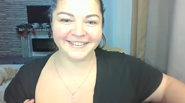 cute  cherry online show from 01.18.25