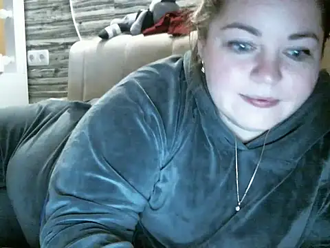 cute  cherry online show from 03.11.25