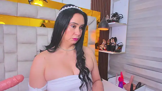 bigass monic online show from 11.06.25