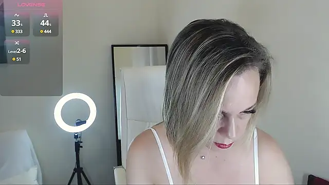 Tilly Eliot online show from 01.29.25