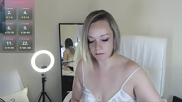 Tilly Eliot online show from 01.31.25