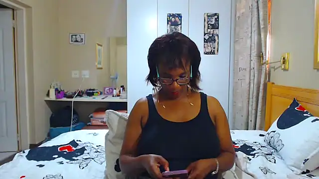 Hotgrannyx online show from 02.13.25