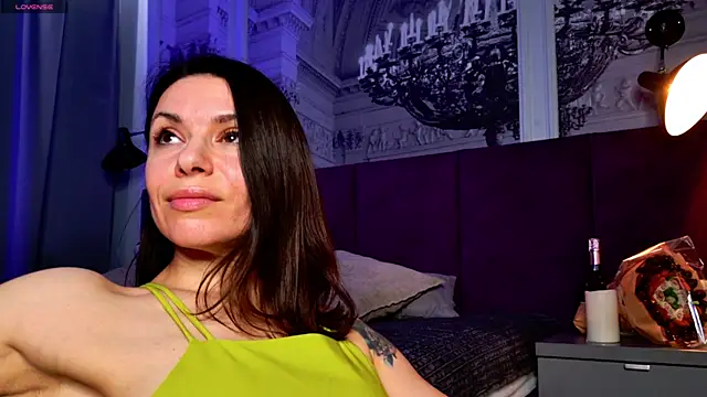 SofiaFoster  online show from 01.20.25