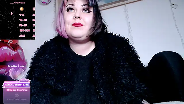 Psychobitch7 online show from 02.17.25