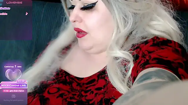 Psychobitch7 online show from 03.11.25