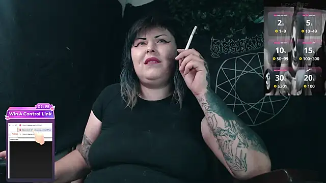 Snapshot of Psychobitch7 chatting on 06.26.26 Psychobitch7 online show from 06.26.26