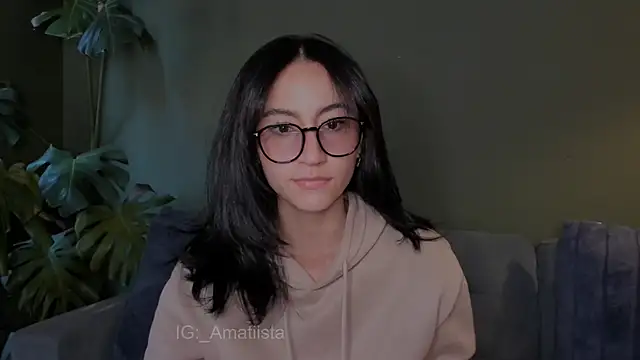 Snapshot of _Amatista chatting on 01.31.25 Amatista online show from 01.31.25