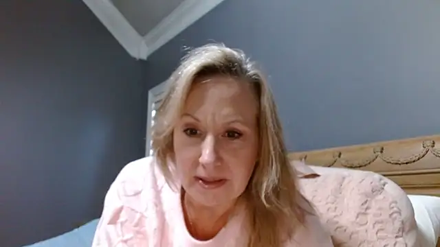 Lisaisluscious online show from 01.26.25
