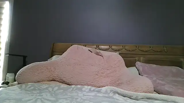 Lisaisluscious online show from 03.23.26