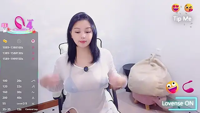 small Eva online show from 12.19.25