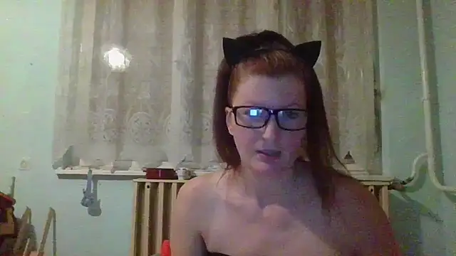 Analimado18 online show from 10.16.25