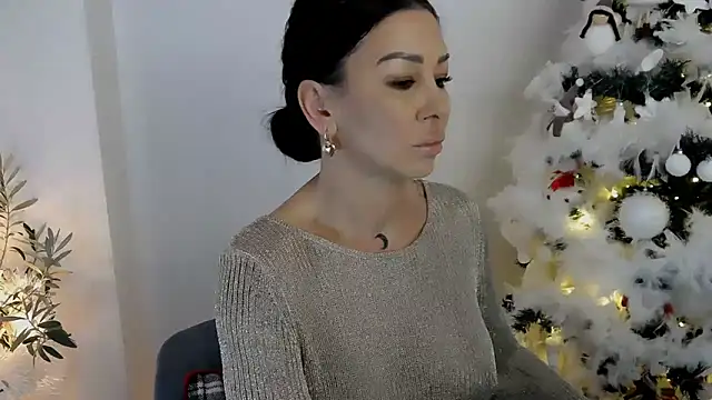 Xentthia online show from 12.16.25