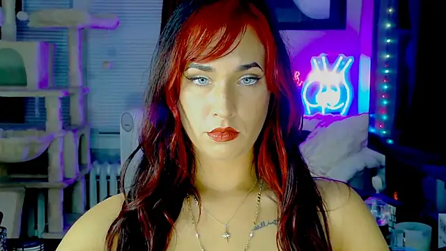 Snapshot of DesereaRose chatting on 03.18.25 DesereaRose online show from 03.18.25