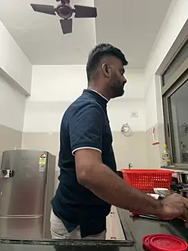 Snapshot of HIMSEXY chatting on 01.28.25 HIMSEXY online show from 01.28.25