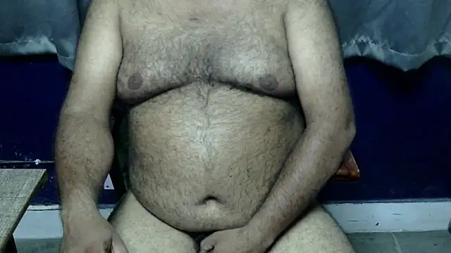 Snapshot of hairysubcub_70 chatting on 06.20.26 hairysubcub 70 online show from 06.20.26