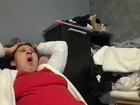 Snapshot of maryxex28 chatting on 11.26.25 maryxex28 online show from 11.26.25