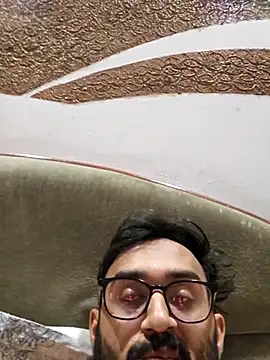 Snapshot of love4shownude chatting on 03.23.25 love4shownude online show from 03.23.25