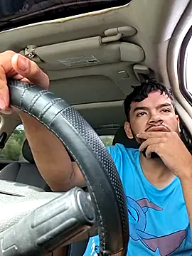 modelo38528061 online show from 04.16.26