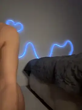 OIivia online show from 01.30.25