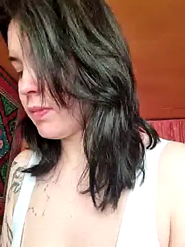 LazyTanukii online show from 02.01.26