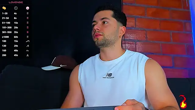 Snapshot of vanegas_luis chatting on 07.18.26 vanegas luis online show from 07.18.26