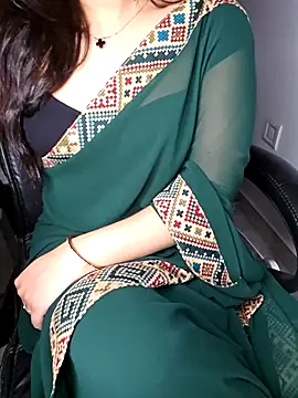 aliyaah singh online show from 10.15.25