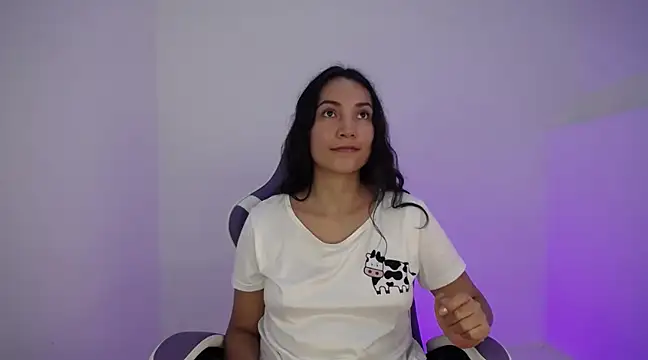 Snapshot of cutie_and_slutty chatting on 02.04.25 cutie and slutty online show from 02.04.25