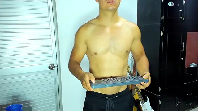 VincentSavage online show from 04.12.26