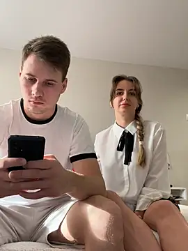 FluffyHat online show from 01.05.25