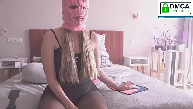 FluffyHat online show from 03.03.25