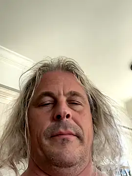 Snapshot of zeus337 chatting on 11.09.25 zeus337 online show from 11.09.25