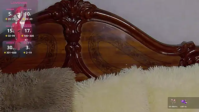 NicolePlay online show from 02.21.26