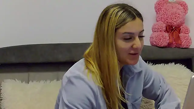 NicolePlay online show from 03.30.26