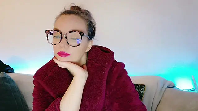 FemDom RubyKnightXXO online show from 02.02.25