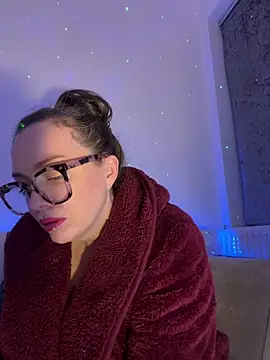 FemDom RubyKnightXXO online show from 02.25.25