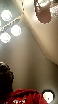 Snapshot of RinsingWood84 chatting on 10.30.25 RinsingWood84 online show from 10.30.25