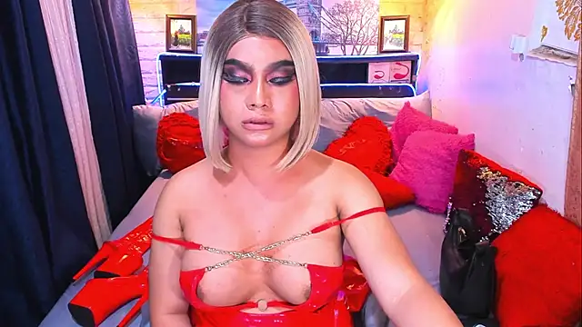 TsGoddessNhicolle online show from 02.11.25