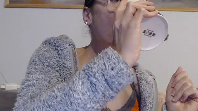 Snapshot of cleophee chatting on 02.05.26 cleophee online show from 02.05.26