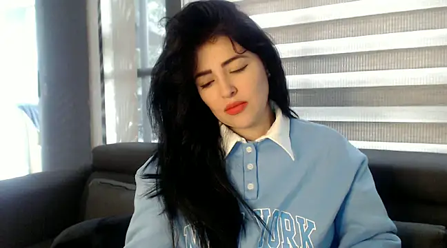 Snapshot of Aleska__Bell chatting on 02.04.25 Aleska  Bell online show from 02.04.25