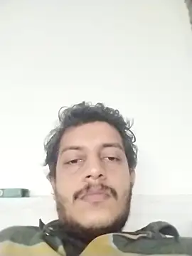 Snapshot of dzboy1994 chatting on 09.21.25 dzboy1994 online show from 09.21.25