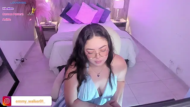 emmy walker online show from 11.10.25