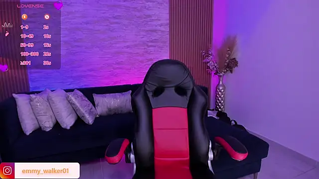 emmy walker online show from 11.21.25