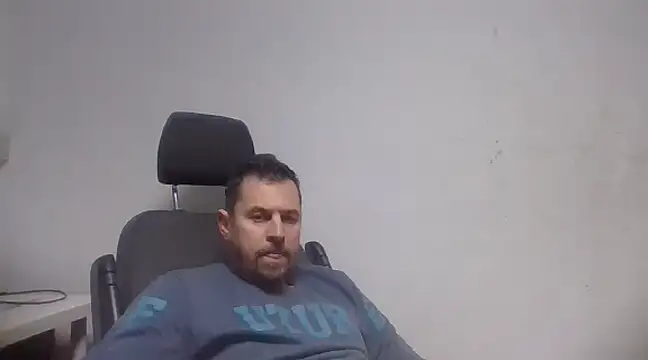 Snapshot of rabyto2 chatting on 12.15.24 rabyto2 online show from 12.15.24