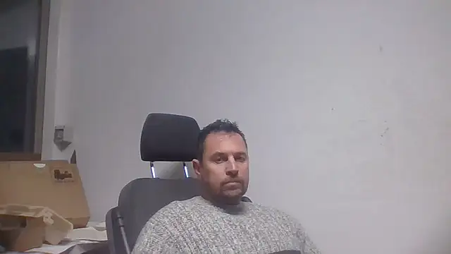 Snapshot of rabyto2 chatting on 01.14.25 rabyto2 online show from 01.14.25