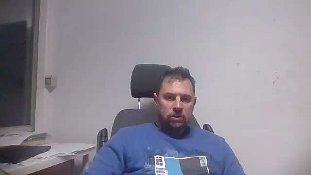 Snapshot of rabyto2 chatting on 01.21.25 rabyto2 online show from 01.21.25