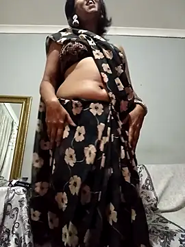 Mahi4luv online show from 04.19.26